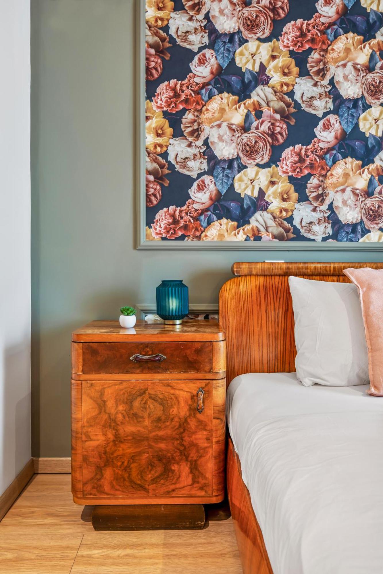 וינה Stylish Flower Power Studio - Close To City Center & Public Transport - Ac & Wifi מראה חיצוני תמונה