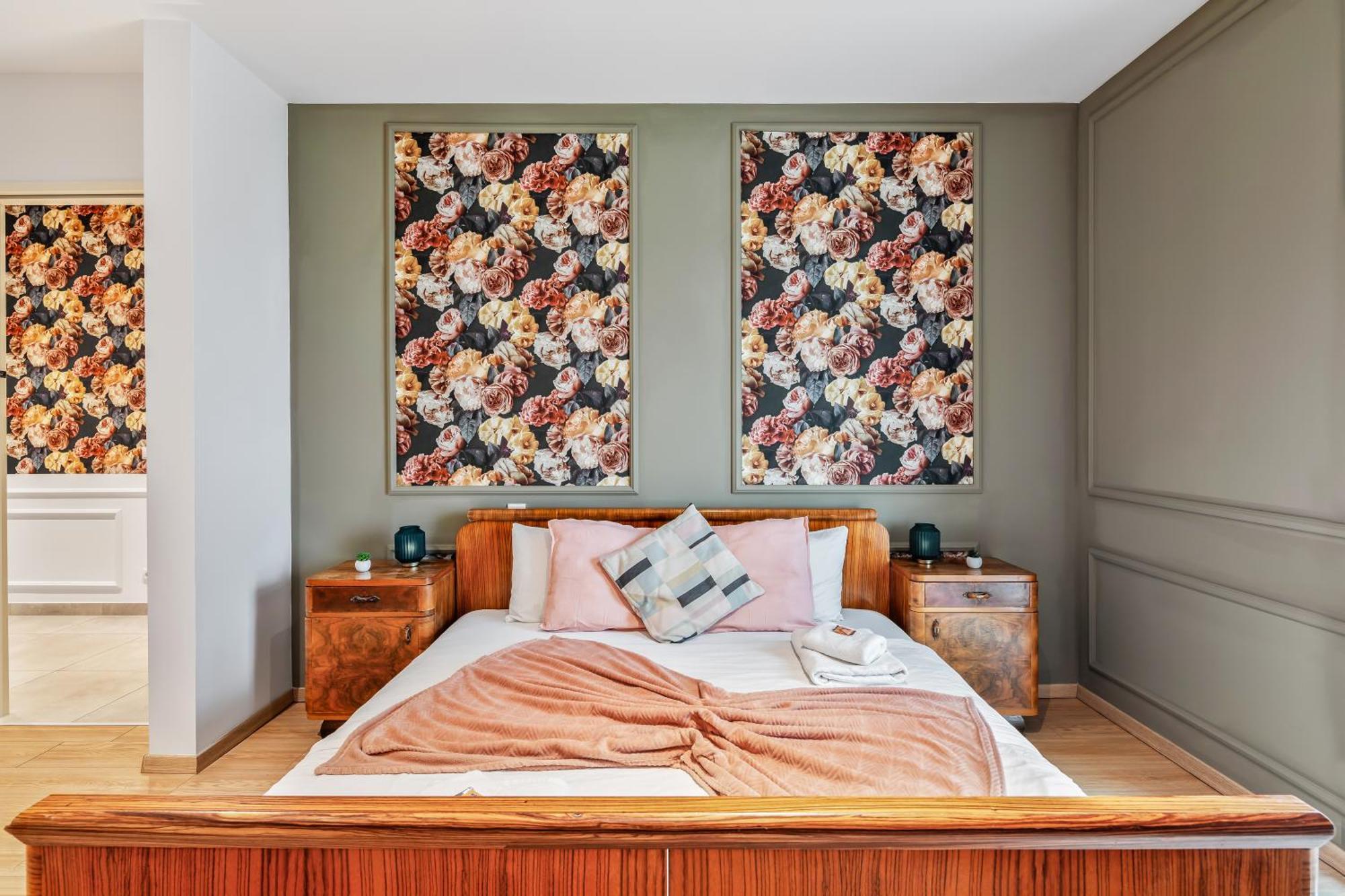 וינה Stylish Flower Power Studio - Close To City Center & Public Transport - Ac & Wifi מראה חיצוני תמונה