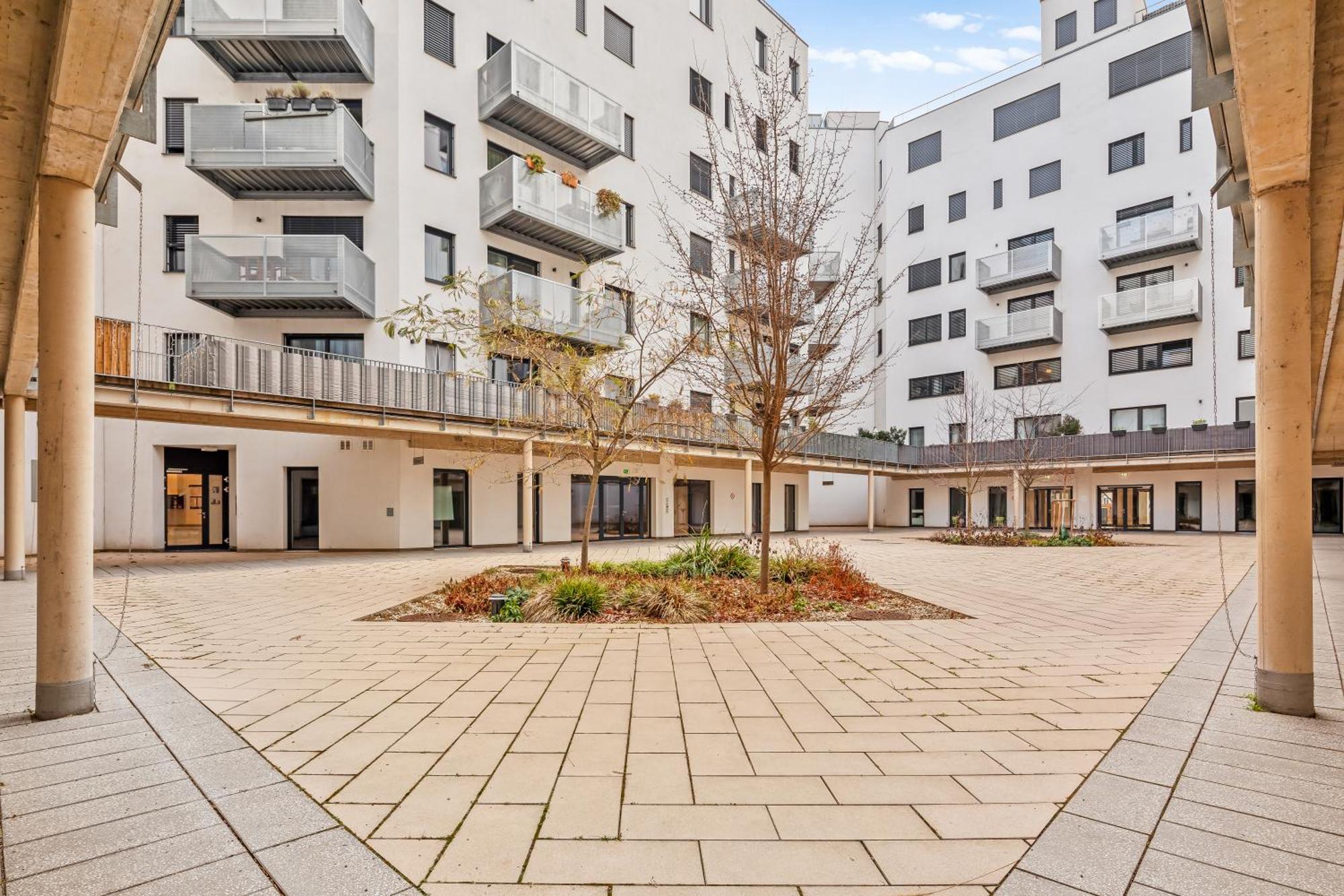 וינה Stylish Flower Power Studio - Close To City Center & Public Transport - Ac & Wifi מראה חיצוני תמונה
